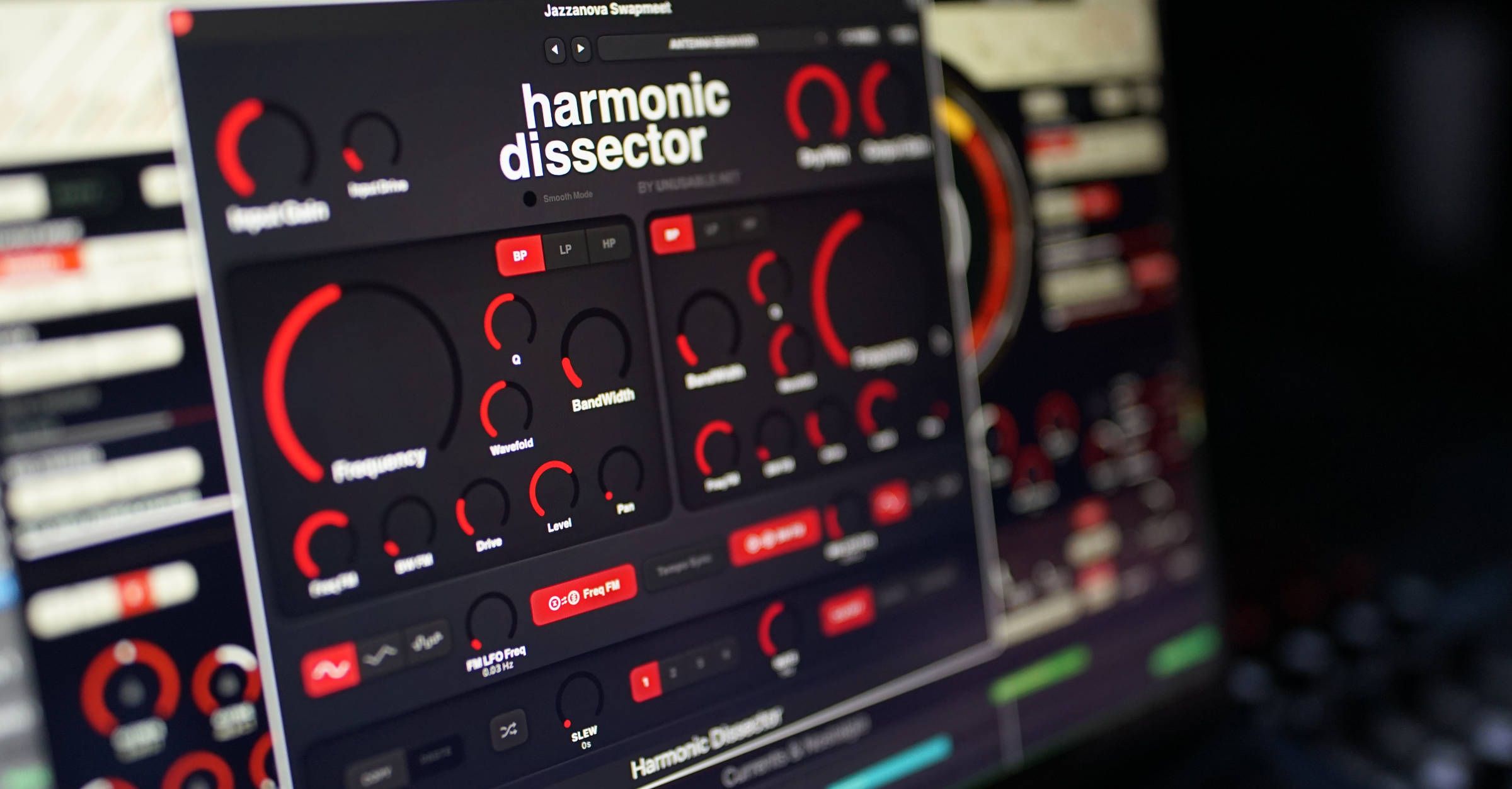 Harmonic Dissector showing its Wavefold controls