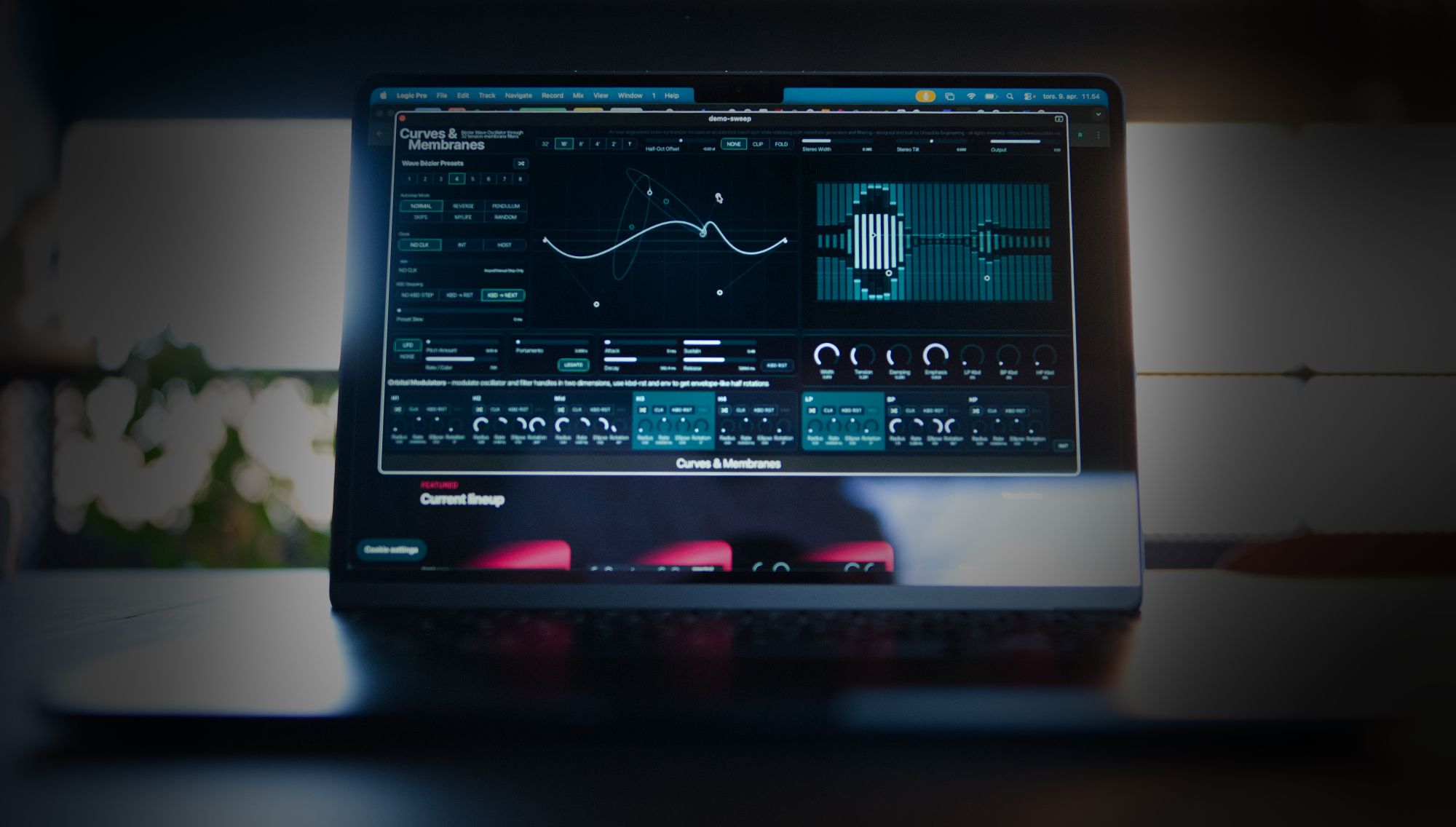 Macbook Air and Synderphonics Manta and modular synthesizers